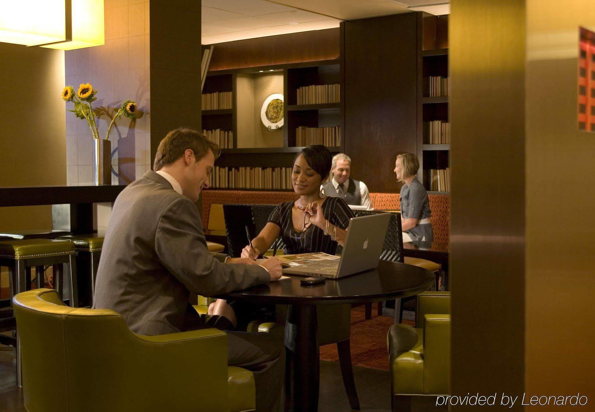 Hotel Key Bridge Marriott