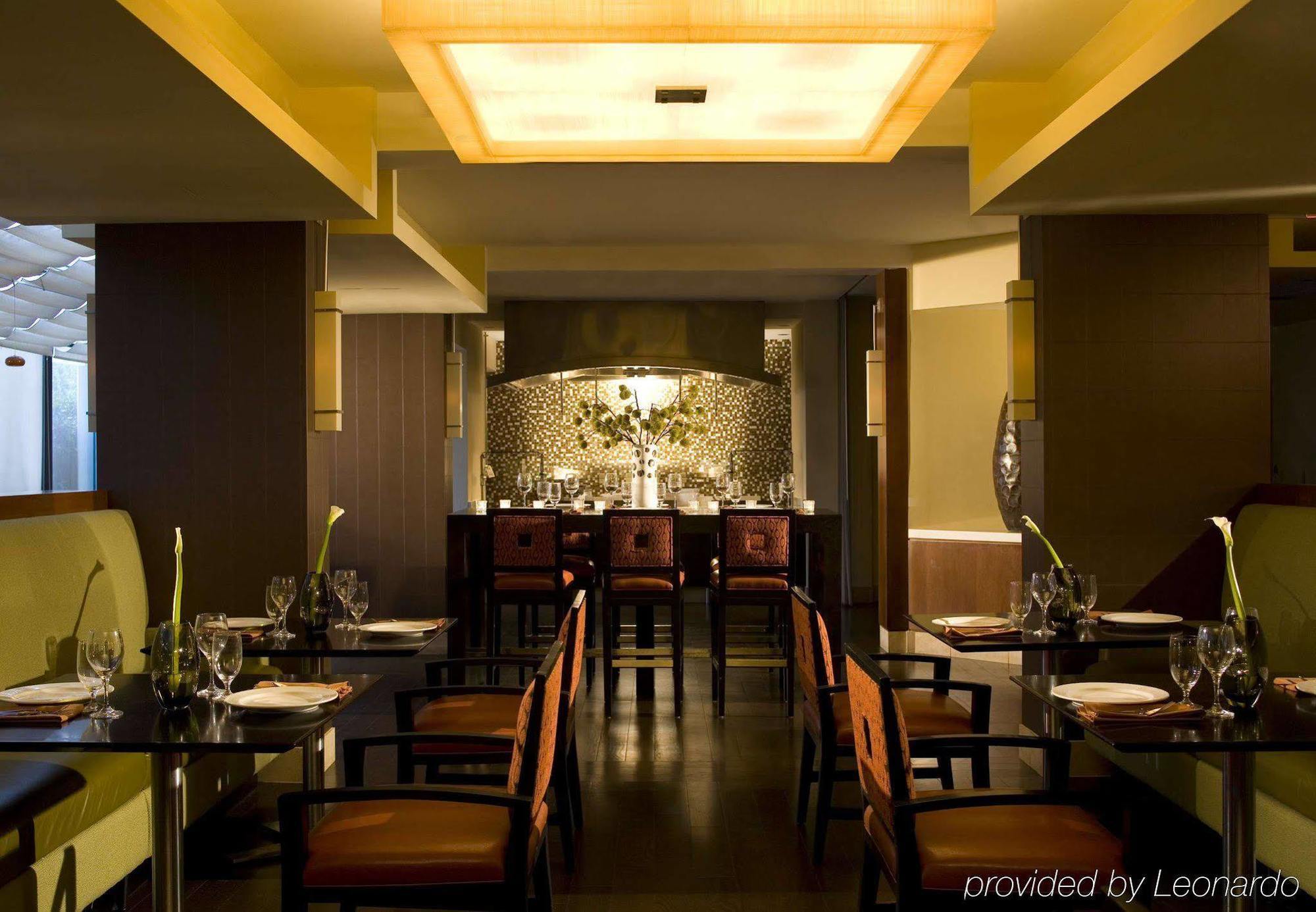Key Bridge Marriott Hotel 3*
