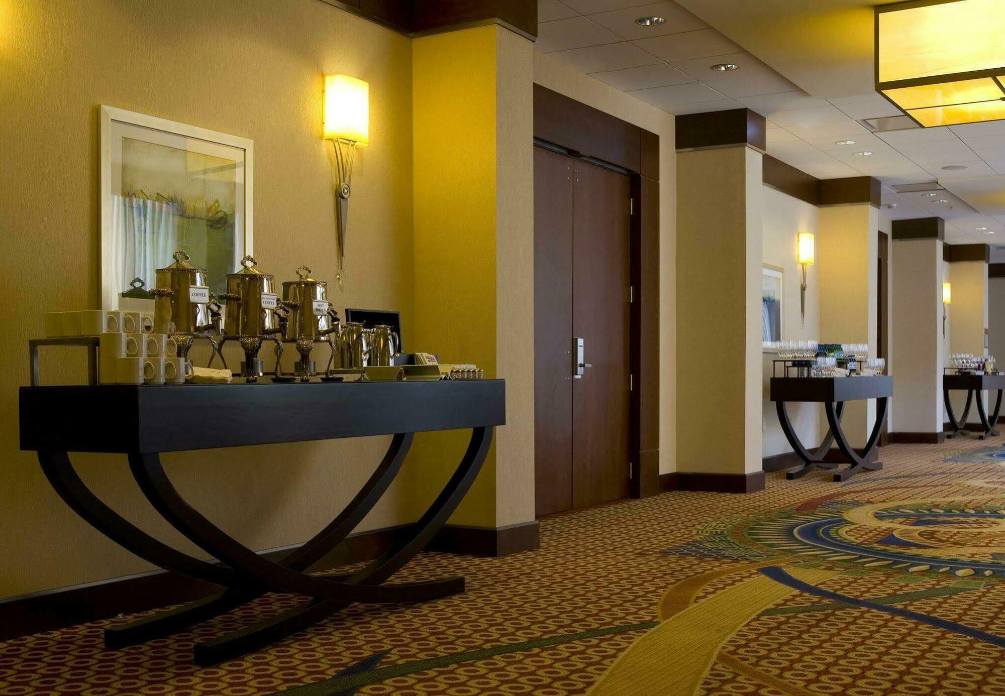 Key Bridge Marriott Hotel 3*